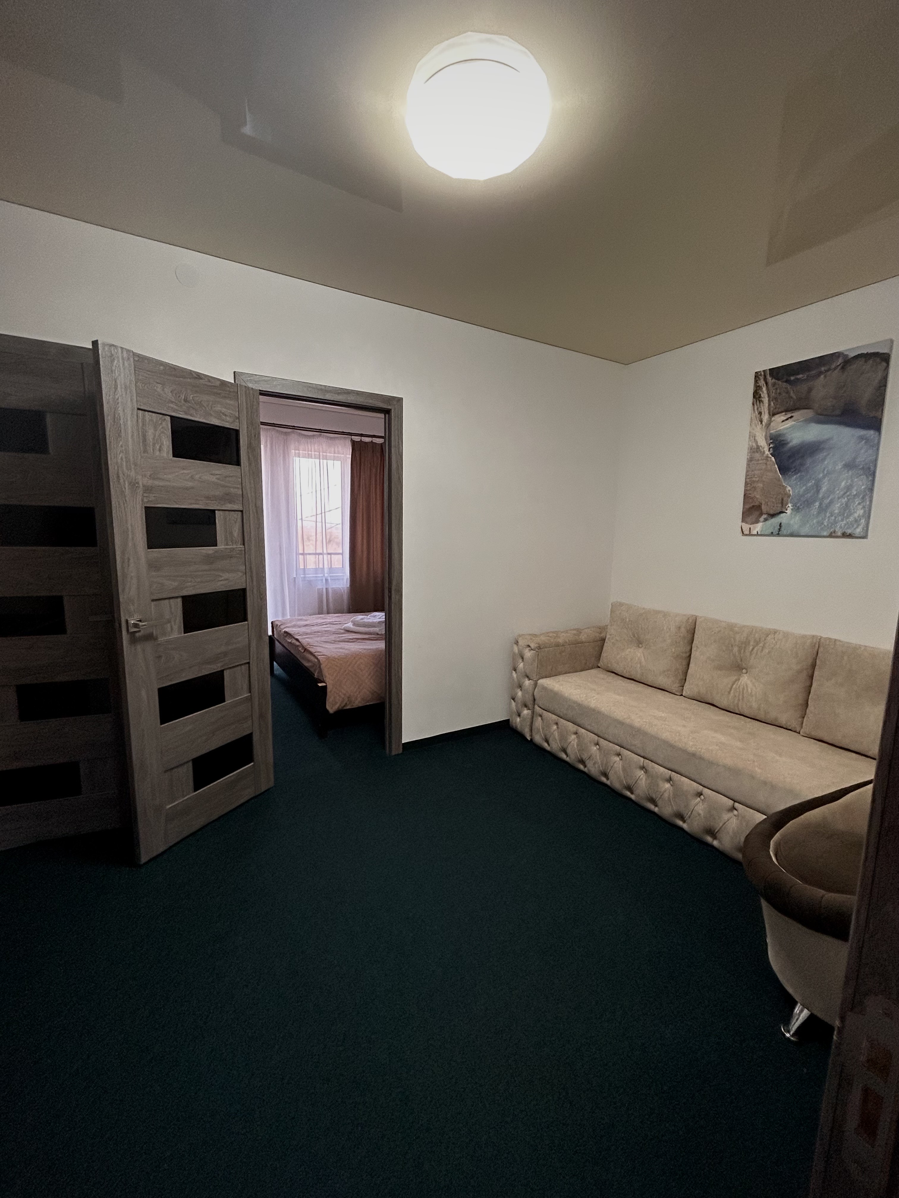 Сімейний двокімнатний номер